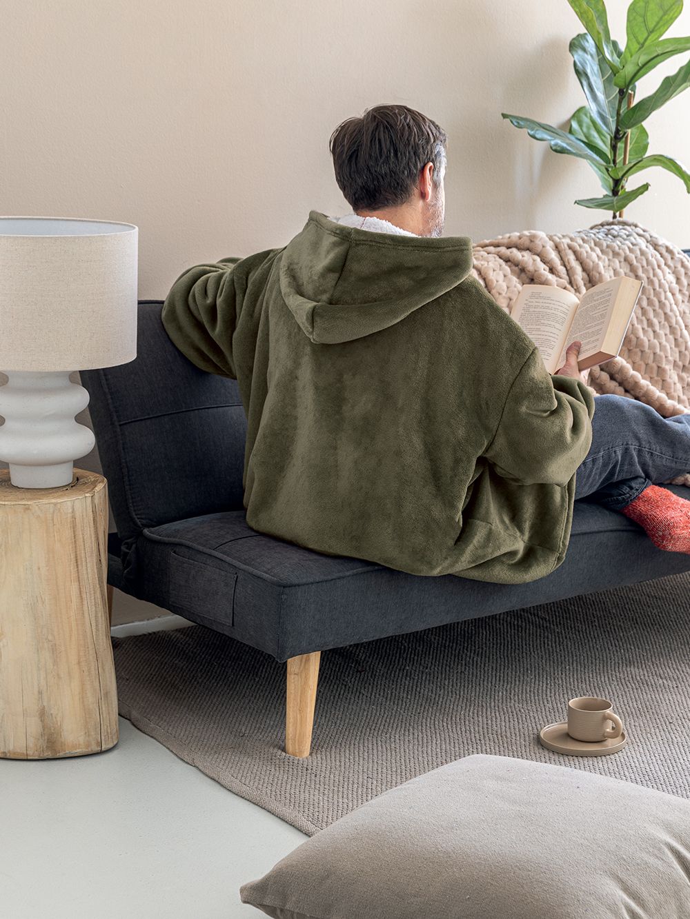 Wearable hooded blanket HUHU / 90 x 100 cm